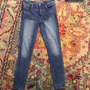 Cute Acid Washed AE Jeans